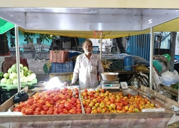 Radiative Cooling Material SPACECOOL Deployed on Fruit and Vegetable Vending Carts in India
