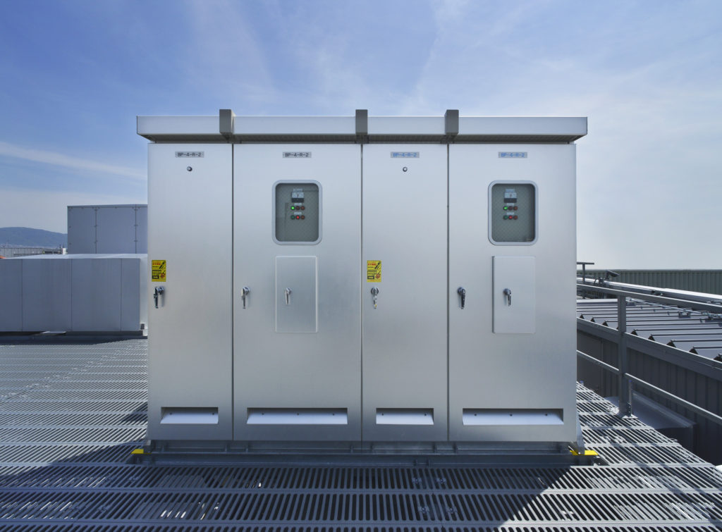ゼロエネルギーで屋外機器を暑熱から守る「COOL分電盤」が第22回環境・設備デザイン賞 設備器具・システムデザイン部門で共同入賞